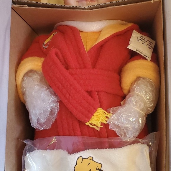 Ashton Drake Galleries doll - "It's our Bathtime, Pooh" #2345FA - Picture 3 of 8